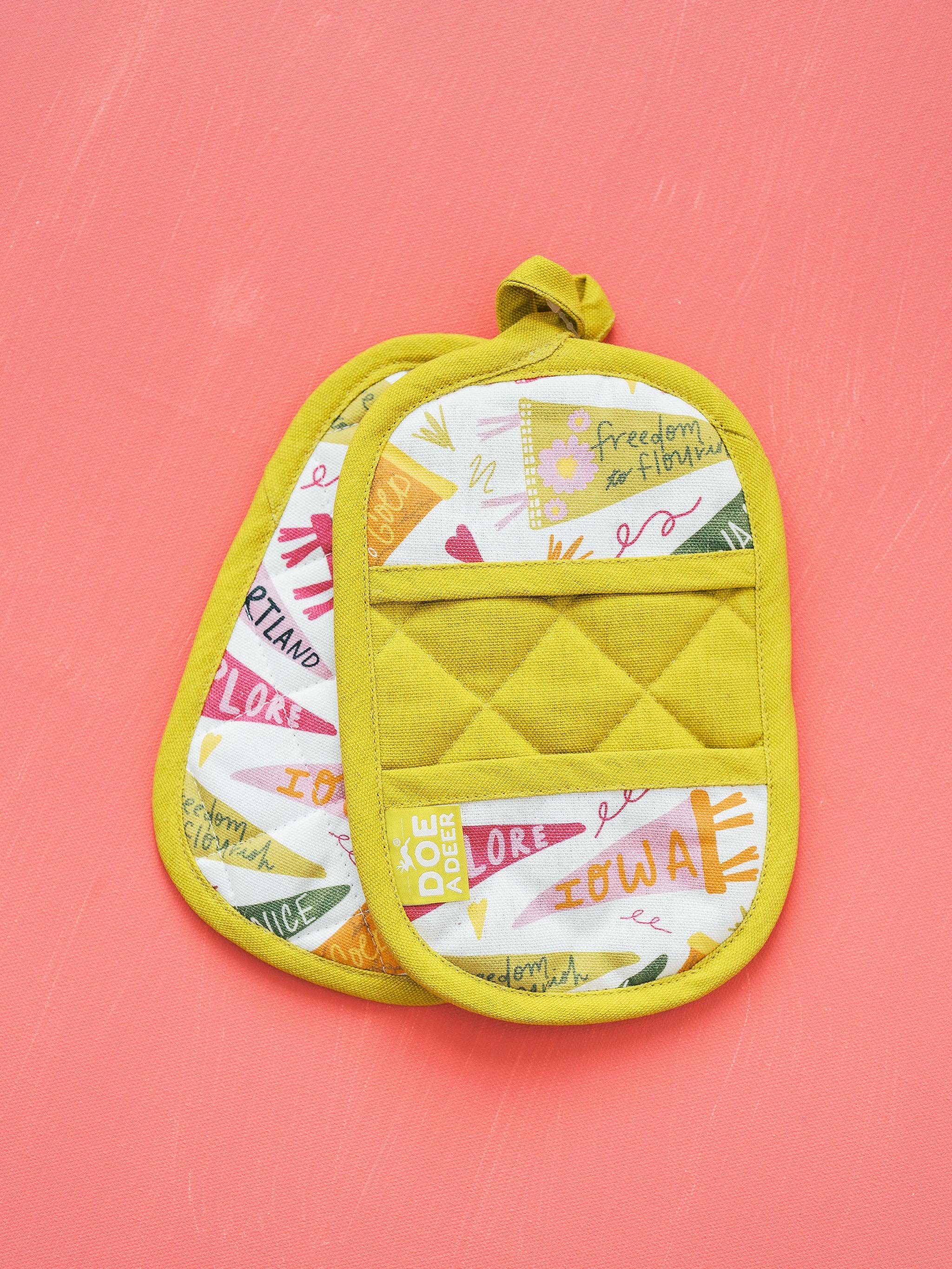 Iowa The Heartland Mini Mitt
