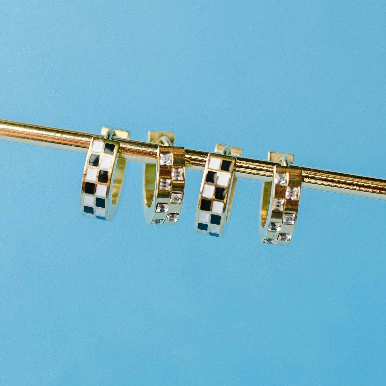Diamond Checkered Huggies